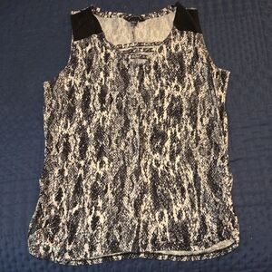 EUC ROCK & REPUBLIC BLACK/WHITE STUDDED SLEEVELESS TOP-SIZE-LARGE